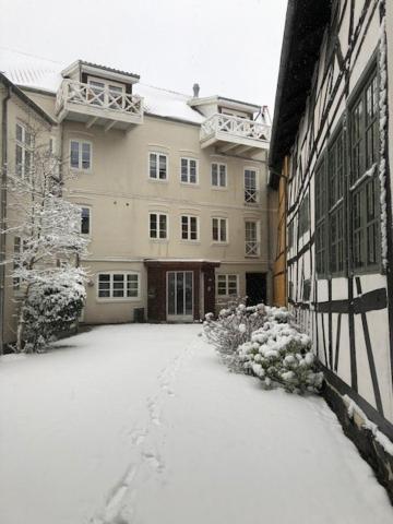 Апартаменты Stemningsfuld Lejlighed - 3 Minutters Gang Fra H.C. Andersens Hus Оденсе Экстерьер фото